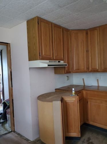 89 Wilson Ave, Chicopee MA 01013-1424 exterior