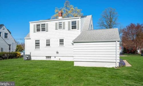 140 Acres Dr, Trenton NJ 08690-3914 exterior