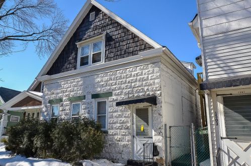 1501 36th St, Milwaukee, WI 53215-1818