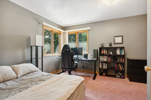 2802 Shields Ave, Chicago IL 60609-4530 exterior