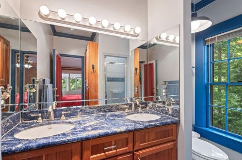 1827 Marlbrook Dr, Atlanta GA 30307-1768 exterior