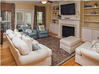 2238 Daniel Island Dr, Charleston SC  29492-7949 exterior