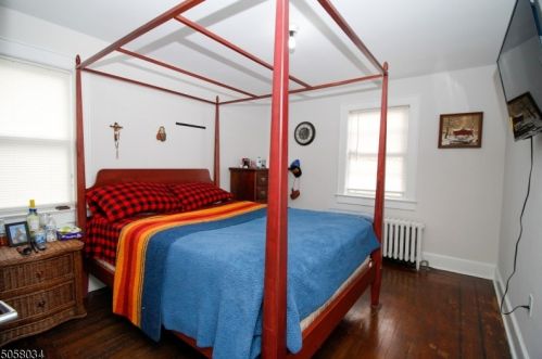 69 Morris St, Dover NJ 07801-4611 exterior