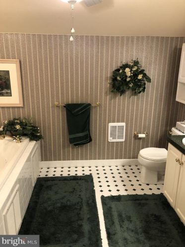 1720 Rockcress Dr, Jamison PA 18929-1647 exterior