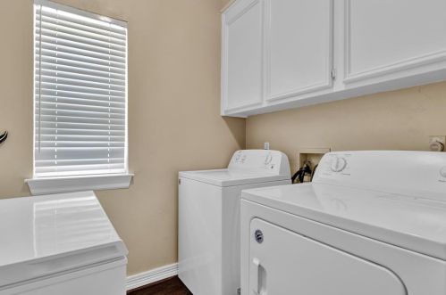 3719 Clover Vly Dr, Humble TX 77345-3060 exterior