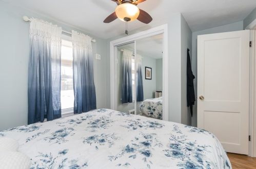 200 Island Pond Rd, Springfield MA 01118-1034 exterior