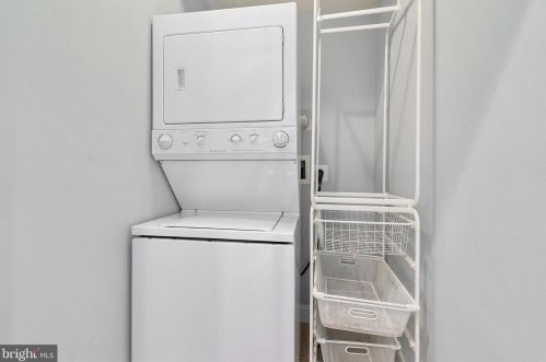 1708 Annin St, Philadelphia PA 19146-3007 exterior