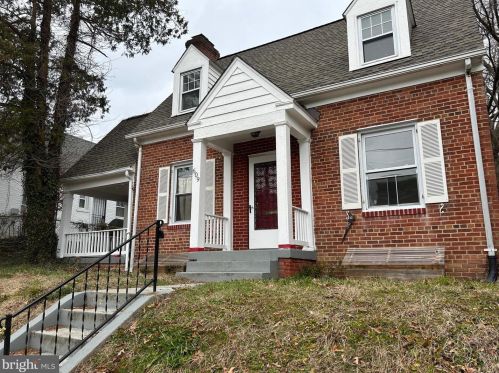 609 Tewkesbury Pl, Washington, DC 20012-2633