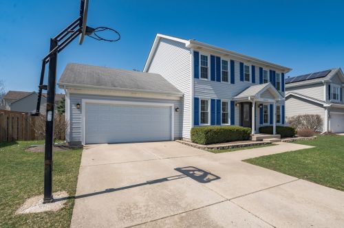 1064 Bennington Dr, Bull Valley, IL 60014-8890