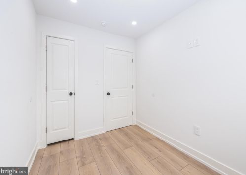 3172 18 St, Philadelphia PA 19145-5412 exterior