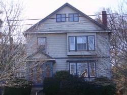 240 Tremont St, Newton, MA 02458-2114