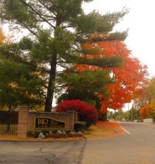 2044 Suffolk Ln, Indianapolis IN  46260-5721 exterior