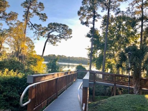 2550 Alafaya Trl, Orlando FL  12107-3607 exterior