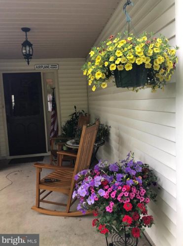 24 Fireside Cir, Columbus NJ 08022-1016 exterior