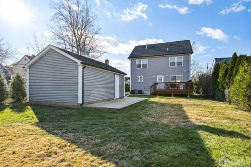 405 Prospect Ave, Green Brook NJ  08812-1529 exterior