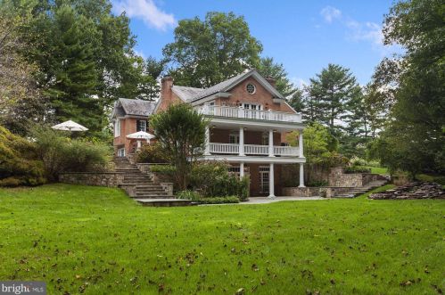 11013 Cripplegate Rd, Rockville MD 20854-1630 exterior