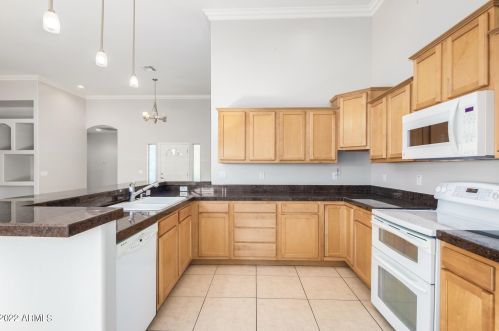 16209 21 Pl, Phoenix AZ 85022-2964 exterior