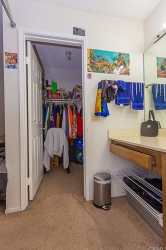 1042 Walnut St, Tustin CA 92780-4642 exterior