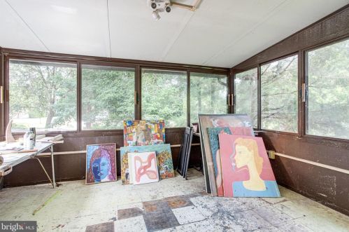 1503 Cool Spg Dr, Alexandria VA 22308-1619 exterior