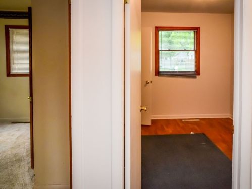 107 Delaware St, Bull Valley IL 60014-4970 exterior