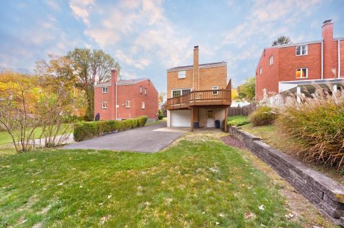 917 Eathan Ave, Pittsburgh PA 15226-1626 exterior