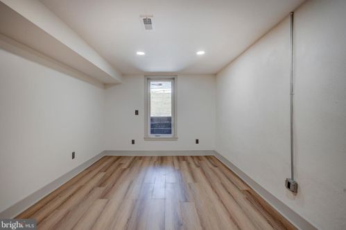 1025 51st St, Philadelphia PA  19143-4213 exterior