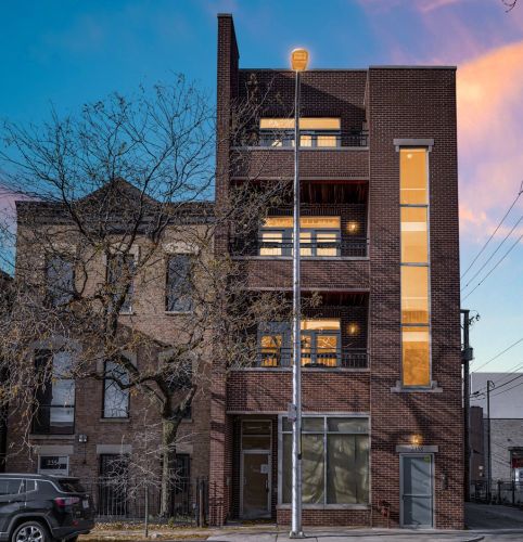 2358 Damen Ave, Chicago, IL 60608-4229