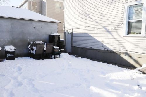 132 Indiana Ave, Providence RI 02905-4401 exterior