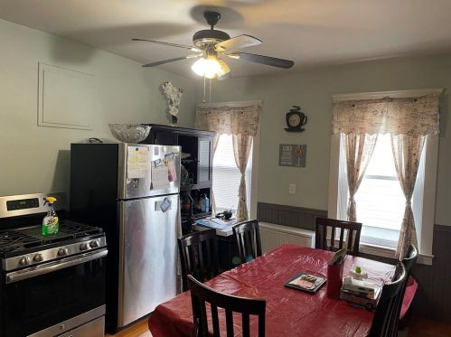 38 Irving St, Providence RI 02904-4752 exterior