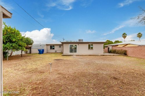 6765 Nelson Dr, Tucson AZ  85730-1661 exterior