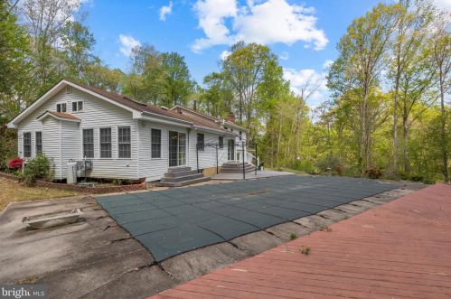 2162 Smoky Rd, Huntingtown MD 20639-8617 exterior