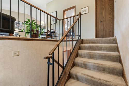 3393 Chandler Rd, Saint Paul, MN 55126-3913