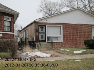 6751 Saint Lawrence Ave, Chicago IL  60637-4012 exterior
