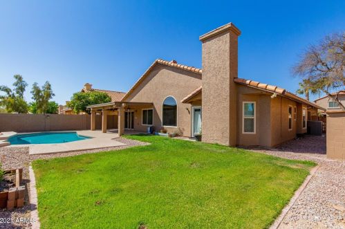 3433 Cedarwood Ln, Phoenix, AZ 85048-7831