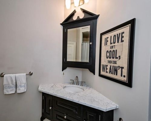 606 Bower Hill Rd, Pittsburgh PA 15243-1508 exterior