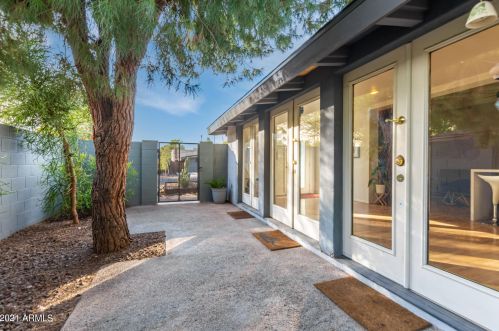 4027 45 Pl, Phoenix AZ 85050-6843 exterior