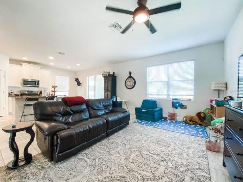 2902 Ola Ave, Tampa FL  33602-1319 exterior