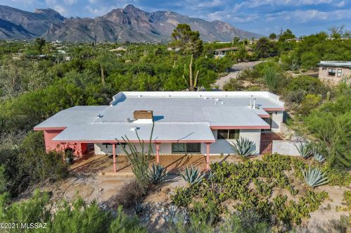 6521 Calle Padre Felipe, Tucson AZ  85718-1904 exterior