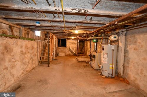 331 Cherry St, Pottstown PA 19464-5943 exterior