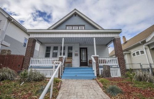 2529 19th St, Milwaukee, WI 53215-3009