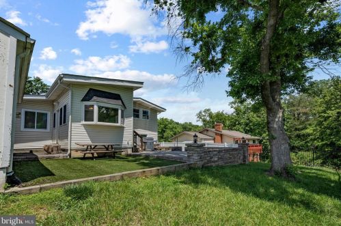 4117 Duvawn St, Alexandria VA 22310 exterior