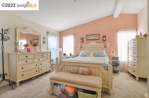 71 A St, Concord CA 94520-5304 exterior