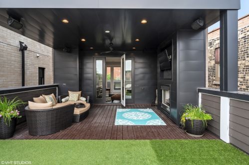 1419 Oakdale Ave, Chicago IL 60657-4118 exterior