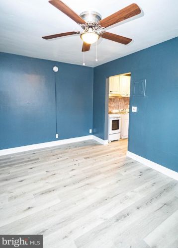 61 Hawaii Ave, Washington, DC 20011-4985