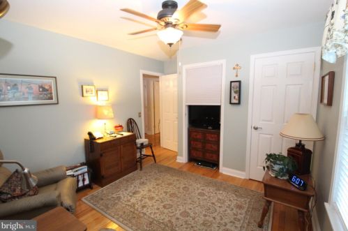 147 3 St, New Castle DE 19720-4536 exterior