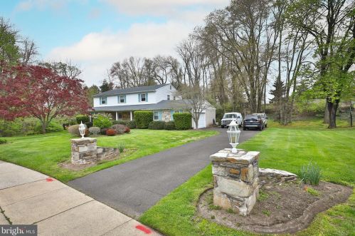 2076 Packard Ave, Huntingdon Valley, PA 19006-6413