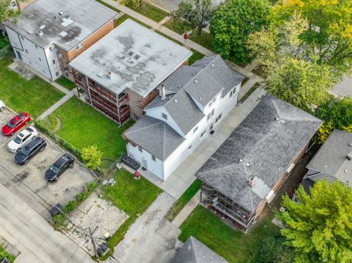 1936 13 Ave, Broadview IL 60155-3176 exterior