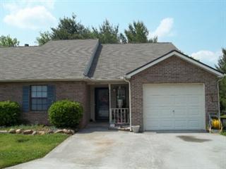 8624 Denmark St, Knoxville, TN 37931-4364