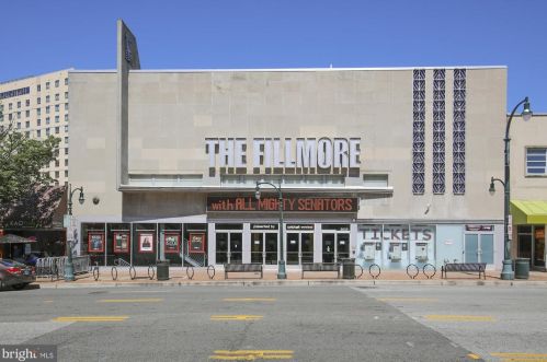 930 Wayne Ave, Silver Spring MD 20910-4429 exterior