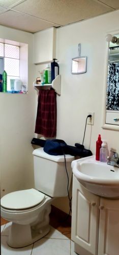 5654 Kolin Ave, Chicago IL 60629-5234 exterior